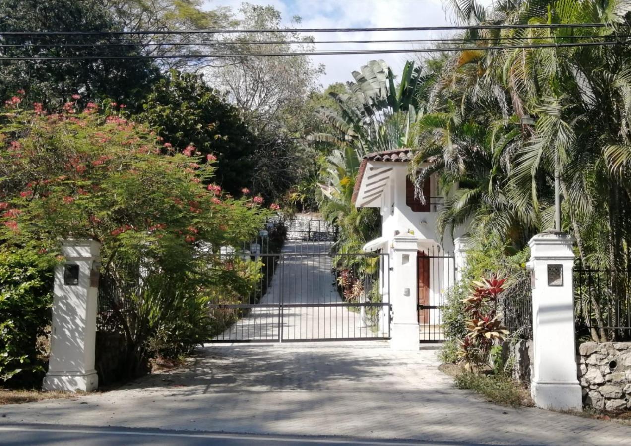 Villa Bruga En Samara Rocks Ngoại thất bức ảnh